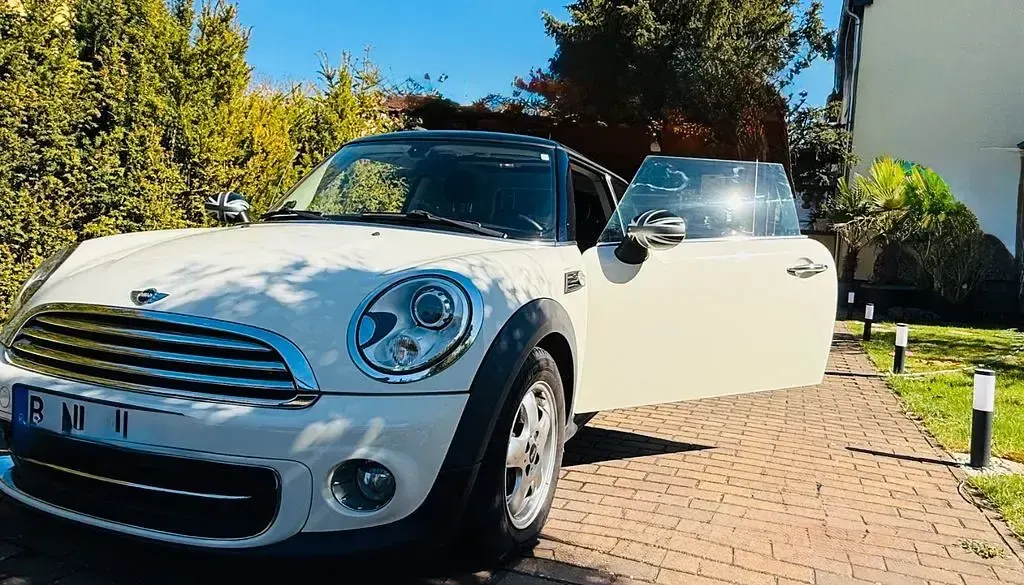 Gebraucht Mini Cooper D 111 PS (81 kW) 2012 Weiß Kleinwagen