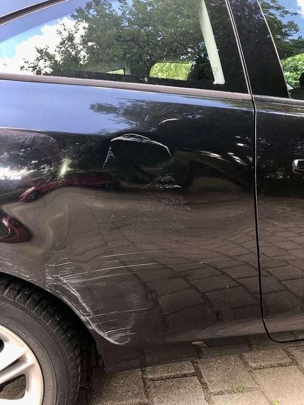 Gebraucht Opel Corsa Edition 69 PS (50 kW) 2009 Schwarz Limousine