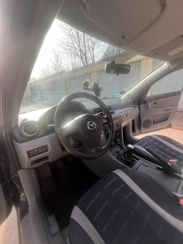 Gebraucht Mazda 3 84 PS (61 kW) 2006 Grau Kleinwagen