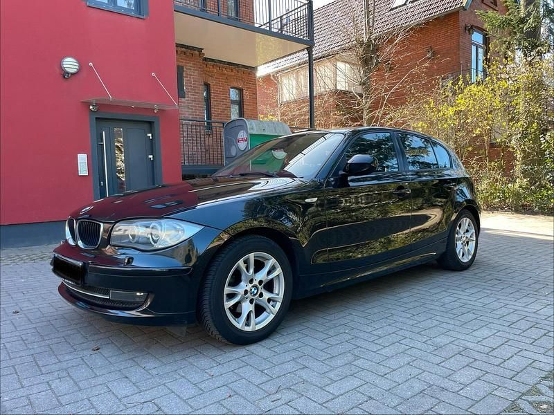 Brugt BMW 116 122 HK (89 kW) 2010 Sort Hatchback