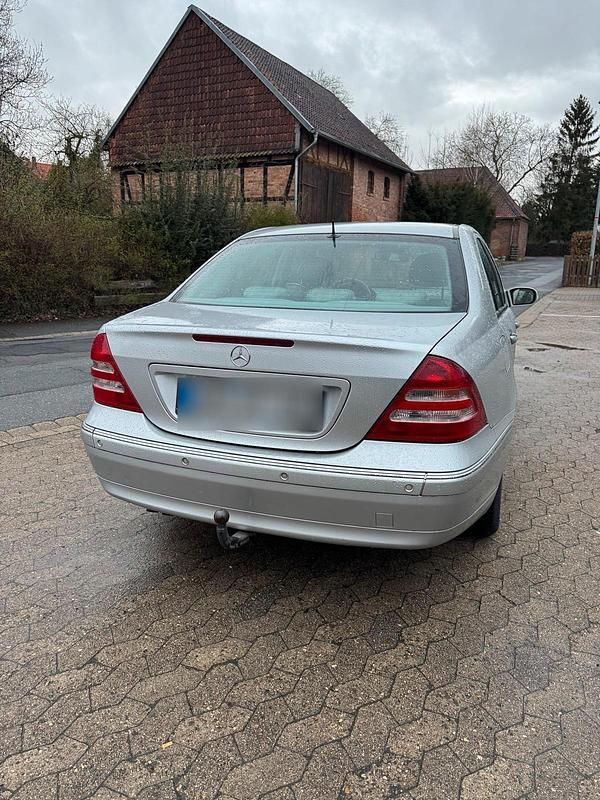 Gebraucht Mercedes C240 170 PS (125 kW) 2001 Silber Limousine