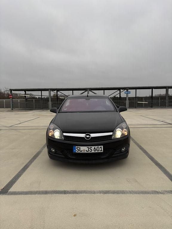 Gebraucht Opel Astra Cabriolet Edition 140 PS (102 kW) 2008 Schwarz Cabrio