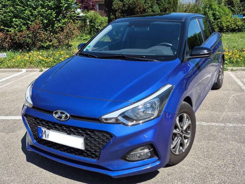 Blau Gebraucht 2019 Hyundai i20 Trend Limousine | 12.500 € (Fairer Preis) - Bild 1/4