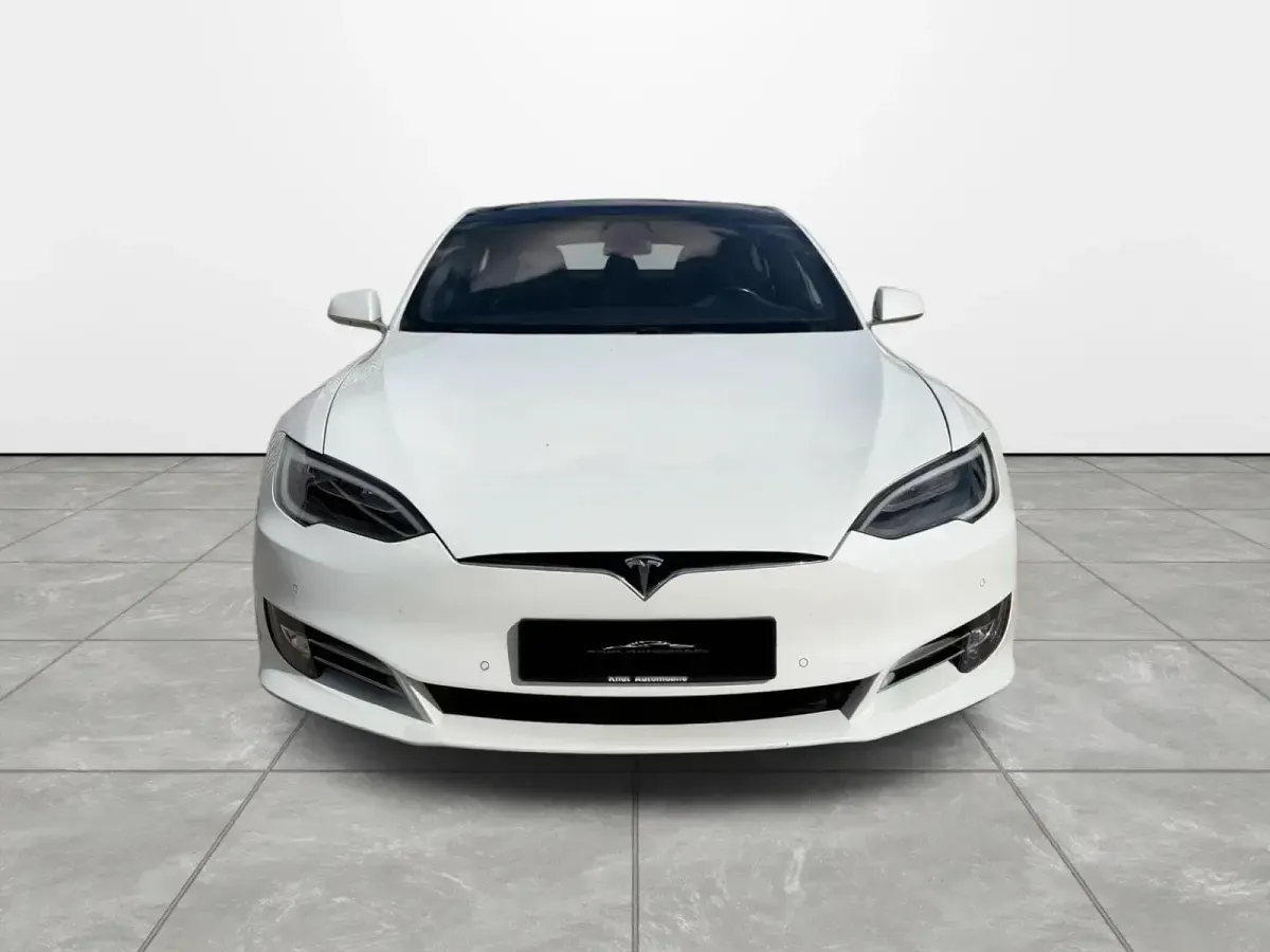 Used Tesla Model S 309 kW (421 HP) 2017 White Hatchback
