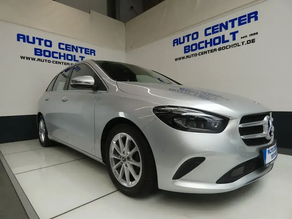 Gebraucht Mercedes B200 Progressive 163 PS (119 kW) 2020 Silber Kleinwagen