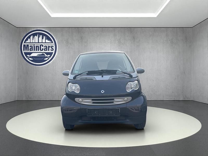 Grau Gebraucht 2005 Smart ForTwo Coupé Coupé | 3.999 € (Etwas zu teuer) - Bild 1/4