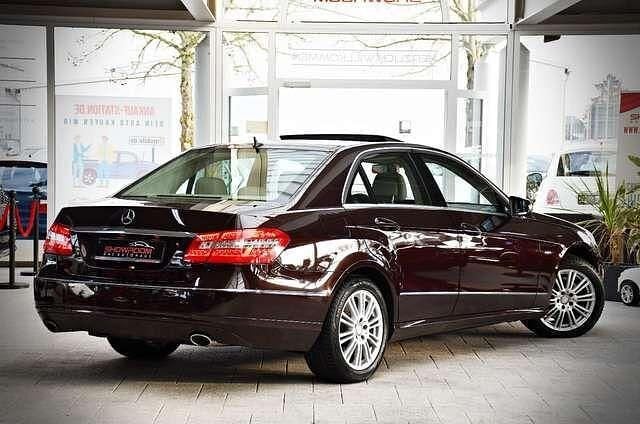 Gebraucht Mercedes E350 231 PS (169 kW) 2010 Braun Limousine