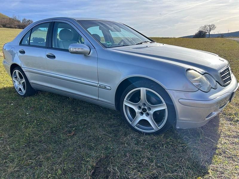 Silber Gebraucht 2000 Mercedes C200 Classic Limousine | 4.190 € (Teuer) - Bild 1/4