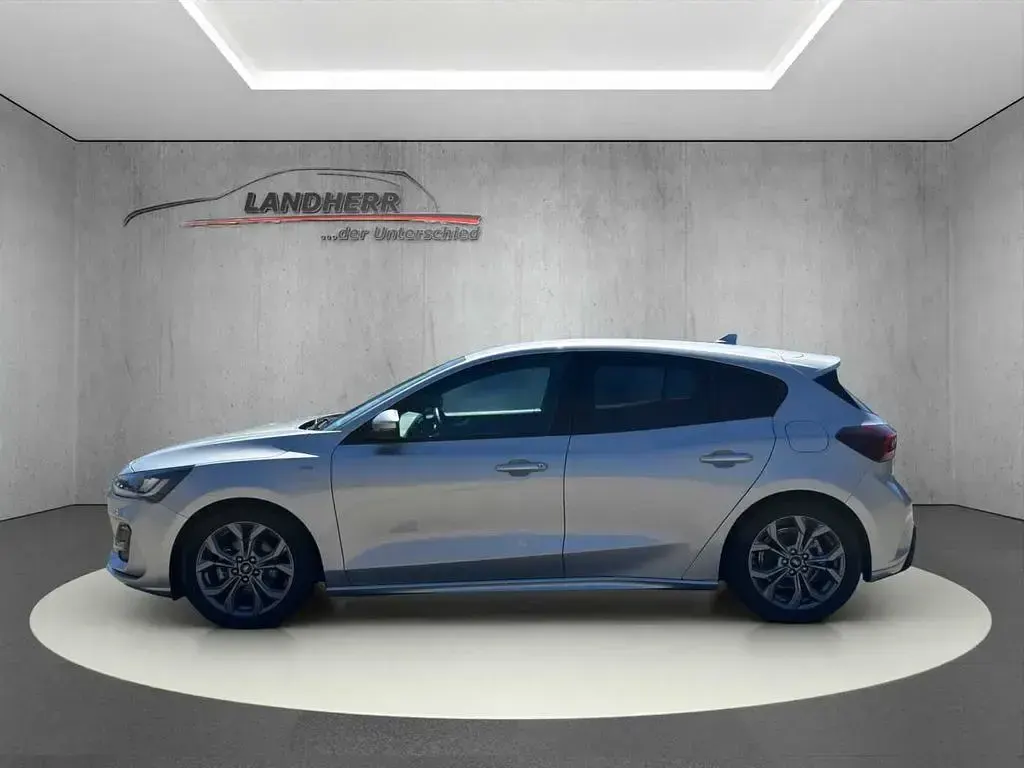 Usata Ford Focus ST-Line 116 CV (85 kW) 2025 Argento Berlina
