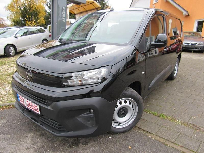 Schwarz Gebraucht 2025 Opel Combo Van / Kleinbus | 26.900 € - Bild 1/4