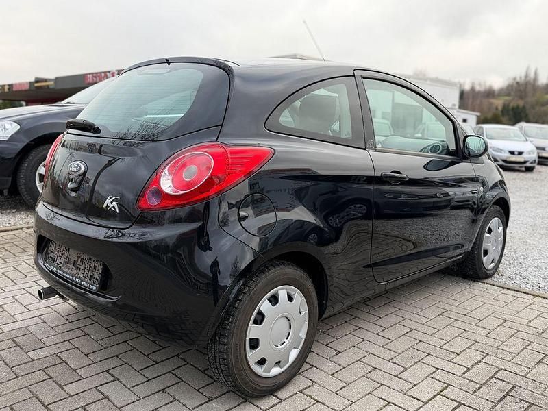 Gebraucht Ford Ka Trend 69 PS (50 kW) 2013 Schwarz Kleinwagen