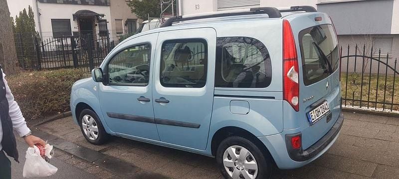 Gebraucht Renault Kangoo Luxe 95 PS (69 kW) 2010 Blau Van / Kleinbus