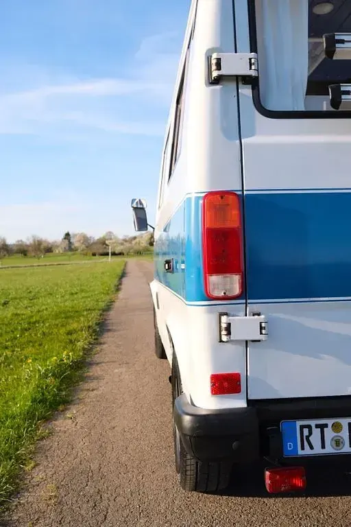 Gebraucht Mercedes T1 95 PS (69 kW) 1995 Weiß Van