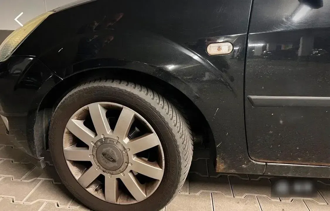 Gebraucht Ford Fiesta 60 PS (44 kW) 2004 Schwarz Kleinwagen