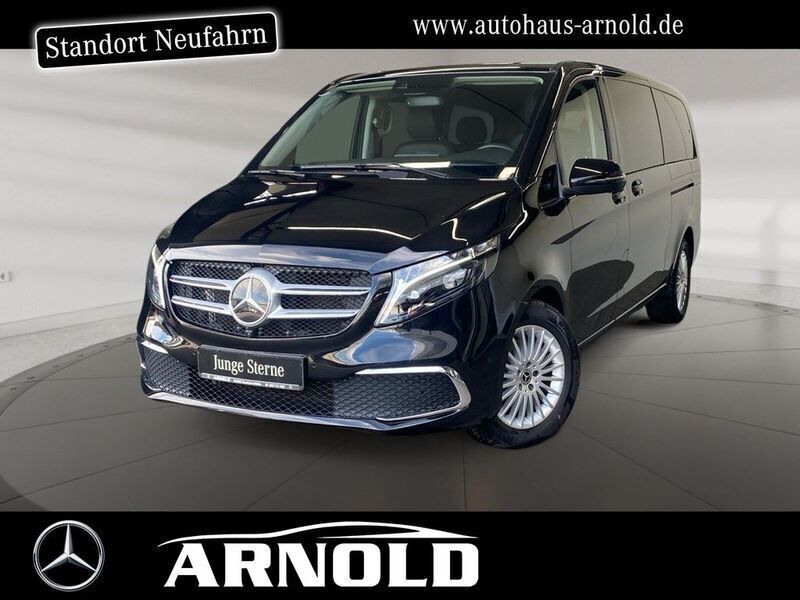 Schwarz (obsidianschwarz) Gebraucht 2023 Mercedes V300 Avantgarde Van / Kleinbus | 57.850 € (Superpreis) - Bild 1/4