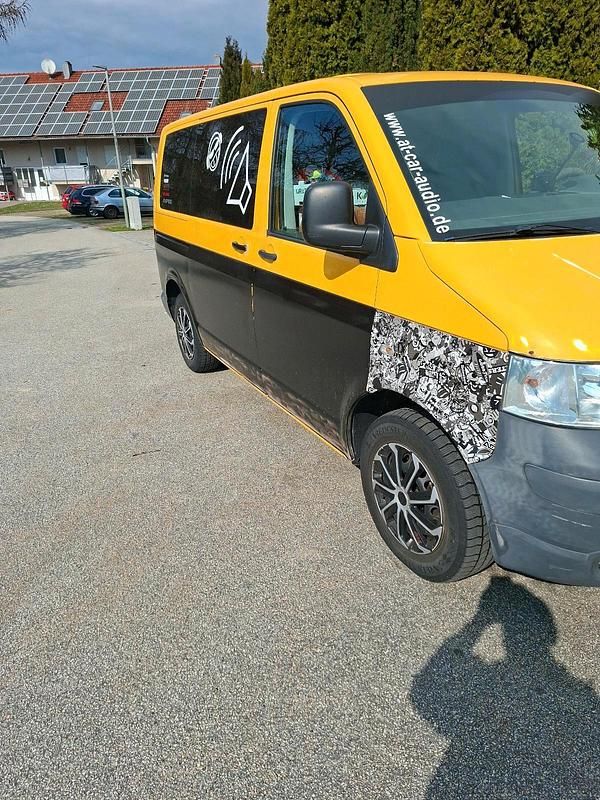 Gebraucht VW Transporter 131 PS (96 kW) 2006 Gelb Van