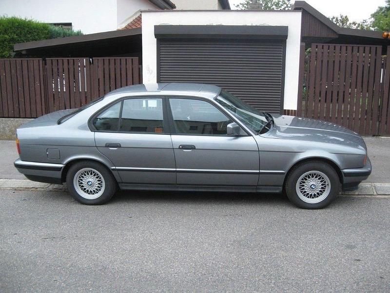Gebraucht BMW 535 211 PS (155 kW) 1991 Grau Limousine