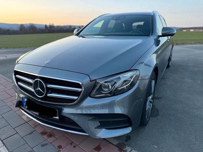 Gebraucht Mercedes E350 AMG 258 PS (189 kW) 2018 Grau Limousine