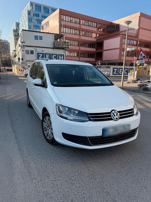 Gebraucht VW Sharan 190 PS (139 kW) 2011 Weiß Van / Kleinbus