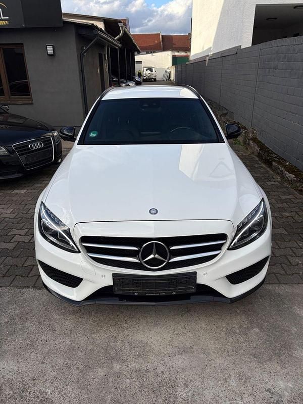 Gebraucht Mercedes C250 AMG 211 PS (155 kW) 2016 Weiß Kombi