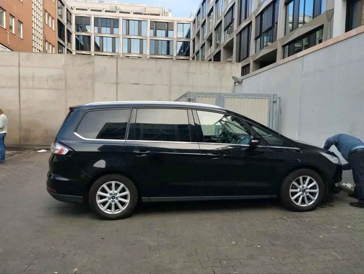 Usata Ford Galaxy 150 CV (110 kW) 2017 Nero Monovolume