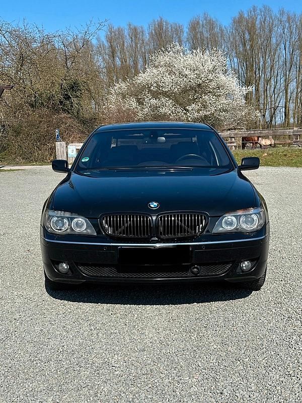 Gebraucht BMW 740L 306 PS (225 kW) 2006 Schwarz Limousine