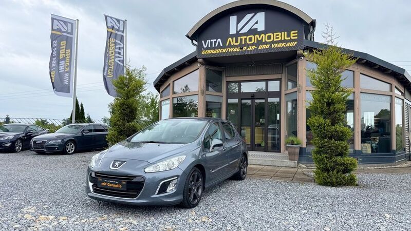 Grau Gebraucht 2011 Peugeot 308 GTi Limousine | 6.600 € (Fairer Preis) - Bild 1/4