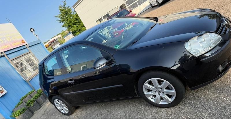 Schwarz Gebraucht 2006 VW Golf V Limousine | 2.199 € (Fairer Preis) - Bild 1/4