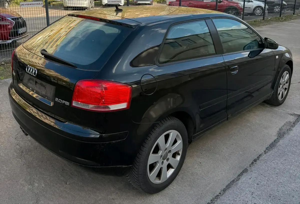 Używany Audi A3 150 KM (110 kW) 2003 Czarny Hatchback