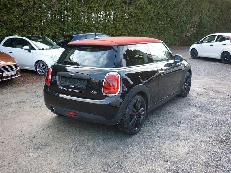 Gebraucht Mini ONE 102 PS (75 kW) 2018 Schwarz Kleinwagen