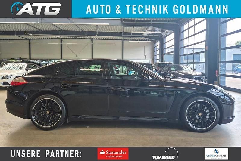 Schwarz Gebraucht 2012 Porsche Panamera 4S Limousine | 31.950 € (Fairer Preis) - Bild 1/4