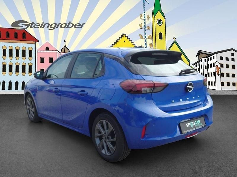 Używany Opel Corsa 101 KM (74 kW) 2024 Niebieski Sedan/Limuzyna