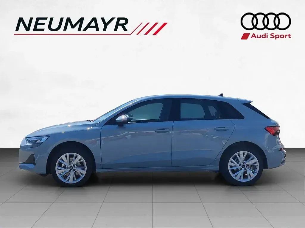 Gebraucht Audi A3 Advanced 116 PS (85 kW) 2025 Grau Limousine