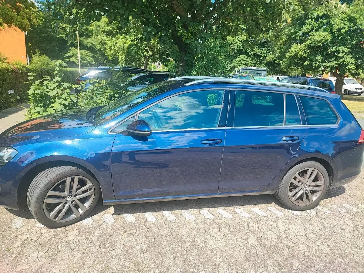 Second-hand VW Golf VII 150 CP (110 kW) 2015 Albastru Break