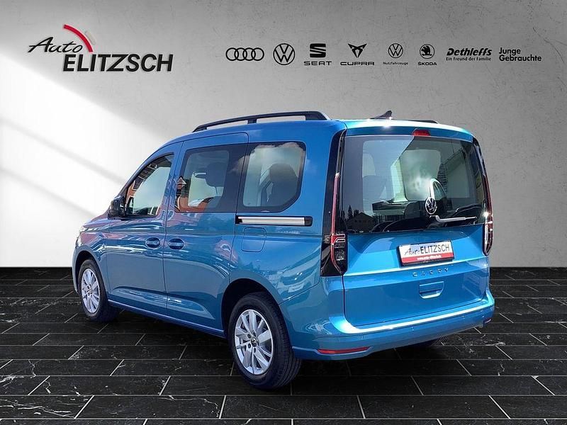 Gebraucht VW Caddy Life 102 PS (75 kW) 2025 Costa azul metallic Van / Kleinbus