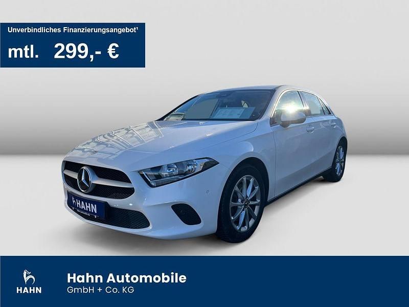 Gebraucht Mercedes A200 163 PS (119 kW) 2021 Weiß Limousine