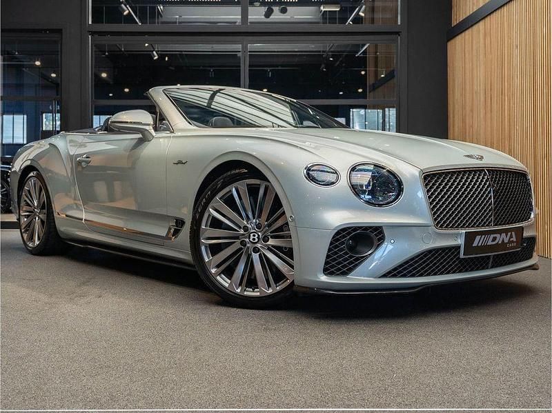 Grau Gebraucht 2021 Bentley Continental GT Convertible Cabrio | 259.995 € (Teuer) - Bild 1/4