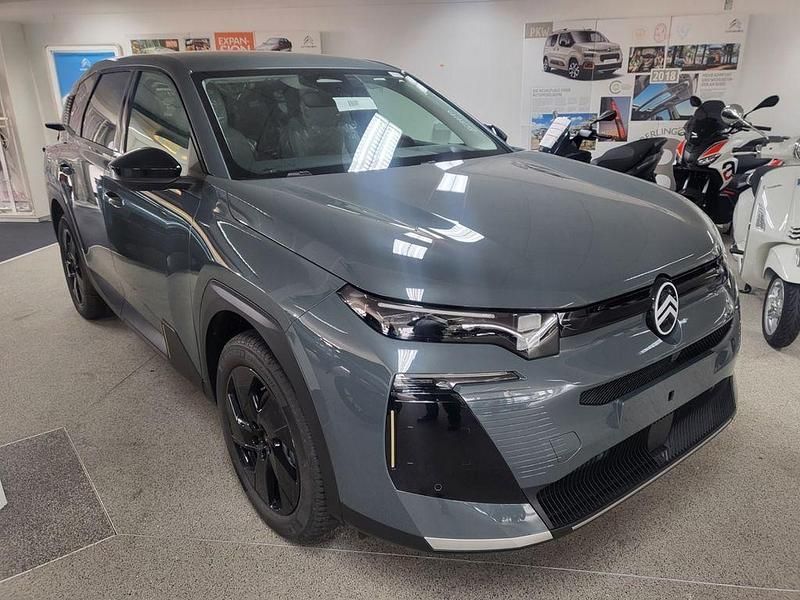 Neu Citroën C5 145 PS (106 kW) 2025 Grün SUV