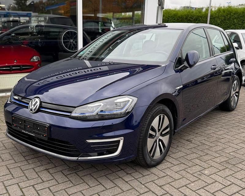 Blau Gebraucht 2019 VW e-Golf Kleinwagen | 12.990 € (Fairer Preis) - Bild 1/4