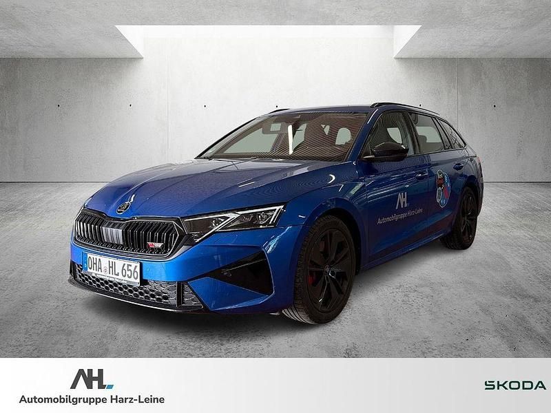 Blau Gebraucht 2025 Skoda Octavia RS Kombi | 39.770 € (Guter Preis) - Bild 1/4