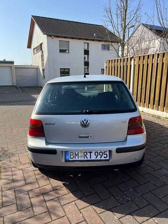 Gebraucht VW Golf IV 102 PS (75 kW) 2004 Silber Limousine