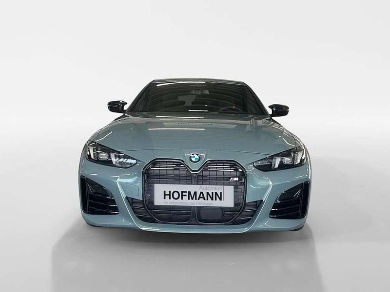 Neu BMW 440 374 PS (275 kW) 2026 Cape york grün metallic Coupé