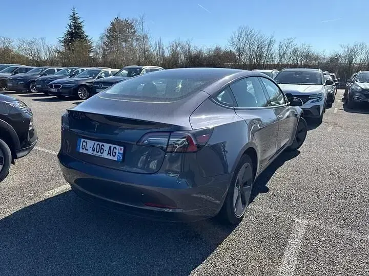 Gebraucht Tesla Model 3 Standard Range 225 kW (306 PS) 2023 Grau Limousine