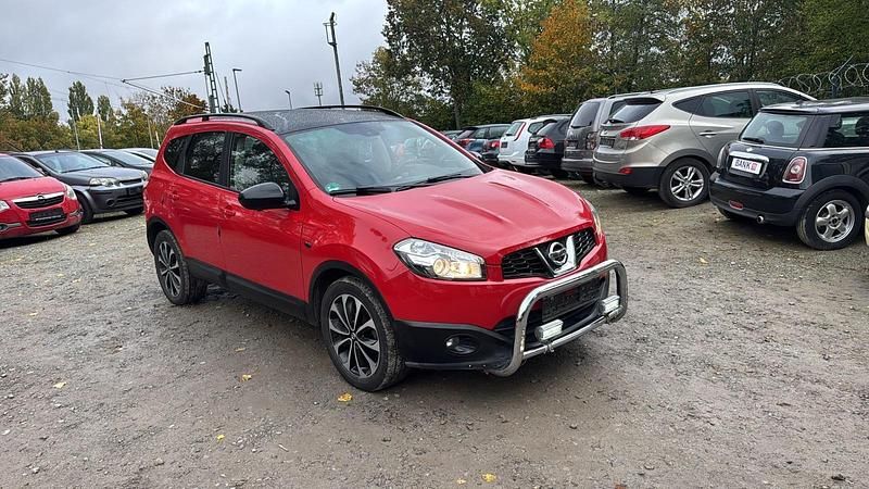 Rot Gebraucht 2013 Nissan Qashqai +2 SUV | 5.000 € (Superpreis) - Bild 1/4