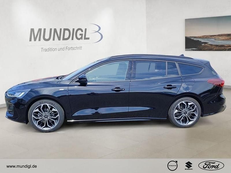 Używany Ford Focus ST-Line X 155 KM (114 kW) 2025 Czarny Sedan/Limuzyna