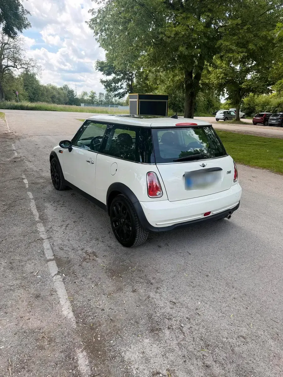Gebraucht Mini ONE 90 PS (66 kW) 2006 Weiß Kleinwagen