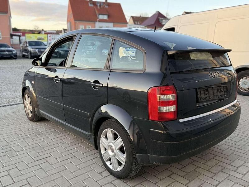 Gebraucht Audi A2 75 PS (55 kW) 2001 Schwarz Kleinwagen