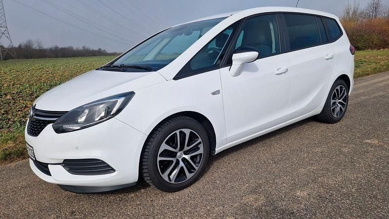 Gebraucht Opel Zafira Tourer 140 PS (102 kW) 2018 Weiß Van / Kleinbus