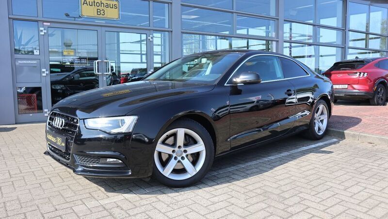 Gebraucht Audi A5 Advanced 245 PS (180 kW) 2012 Schwarz Coupé
