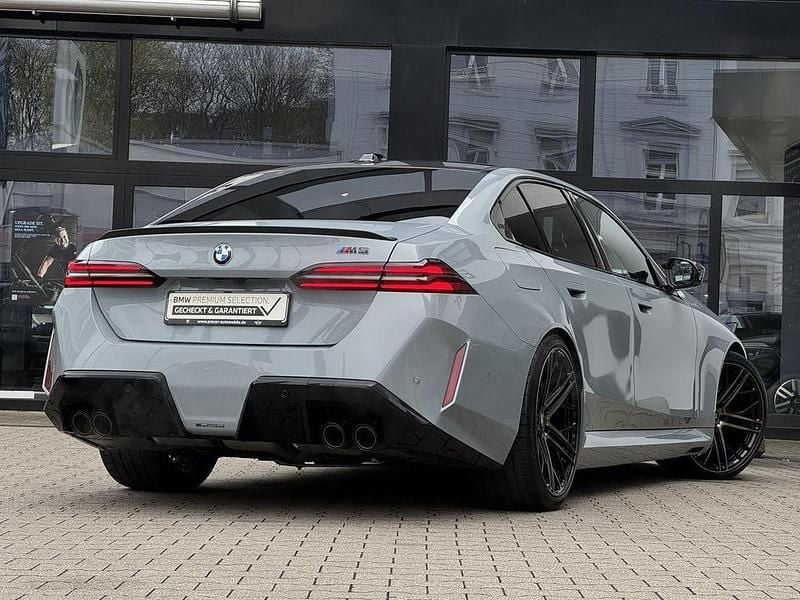 Gebraucht BMW M5 Performance 727 PS (534 kW) 2024 Grau Limousine